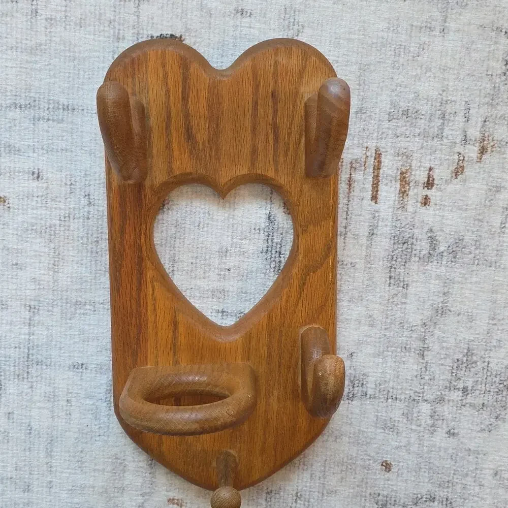 Vintage Heart-Shaped Wooden Wall Hook Cottage Core Nostalgia 80s 90s